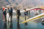 Atterraggio sul lago ghiacciato - Endine 2002