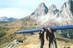 Sergio e Giovanni (saliti a piedi in decollo) - Canazei 2002